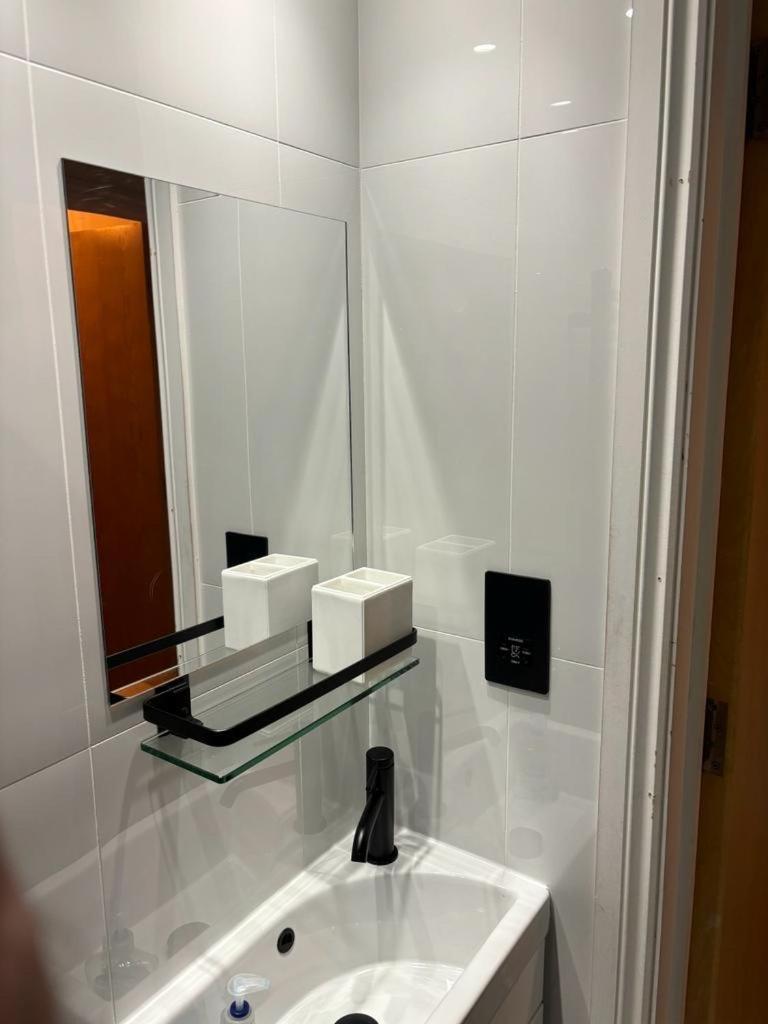 Studio Flat In The Heart Of St. Johns Wood Londres Extérieur photo