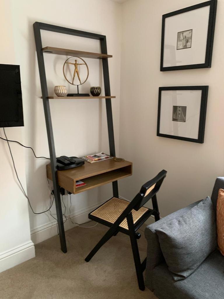 Studio Flat In The Heart Of St. Johns Wood Londres Extérieur photo